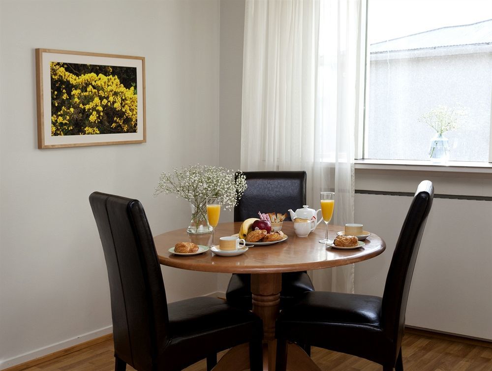 Castle House & Embassy Luxury Apartments Reykjavík Esterno foto